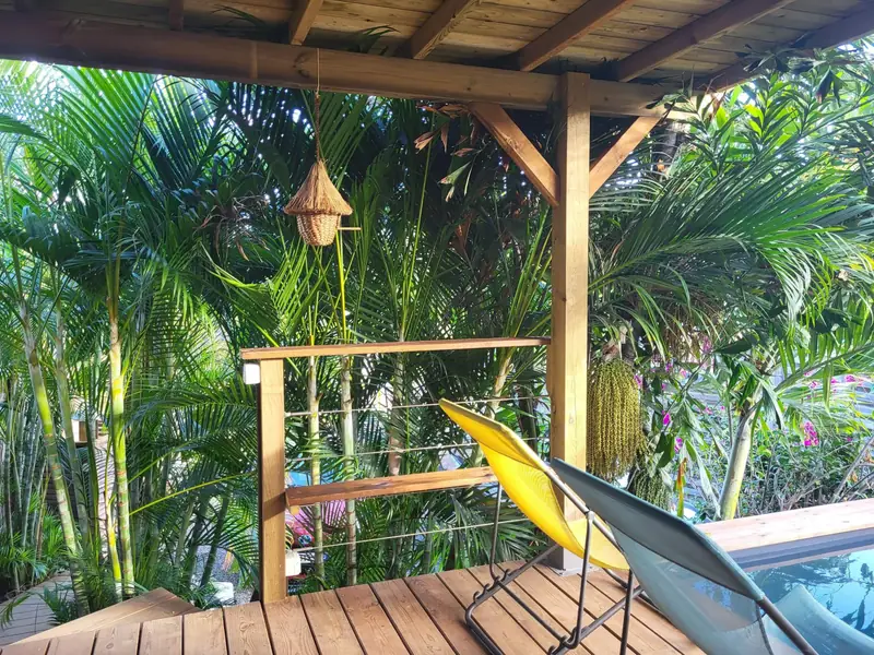 Terrasse ouverte sur le jardin